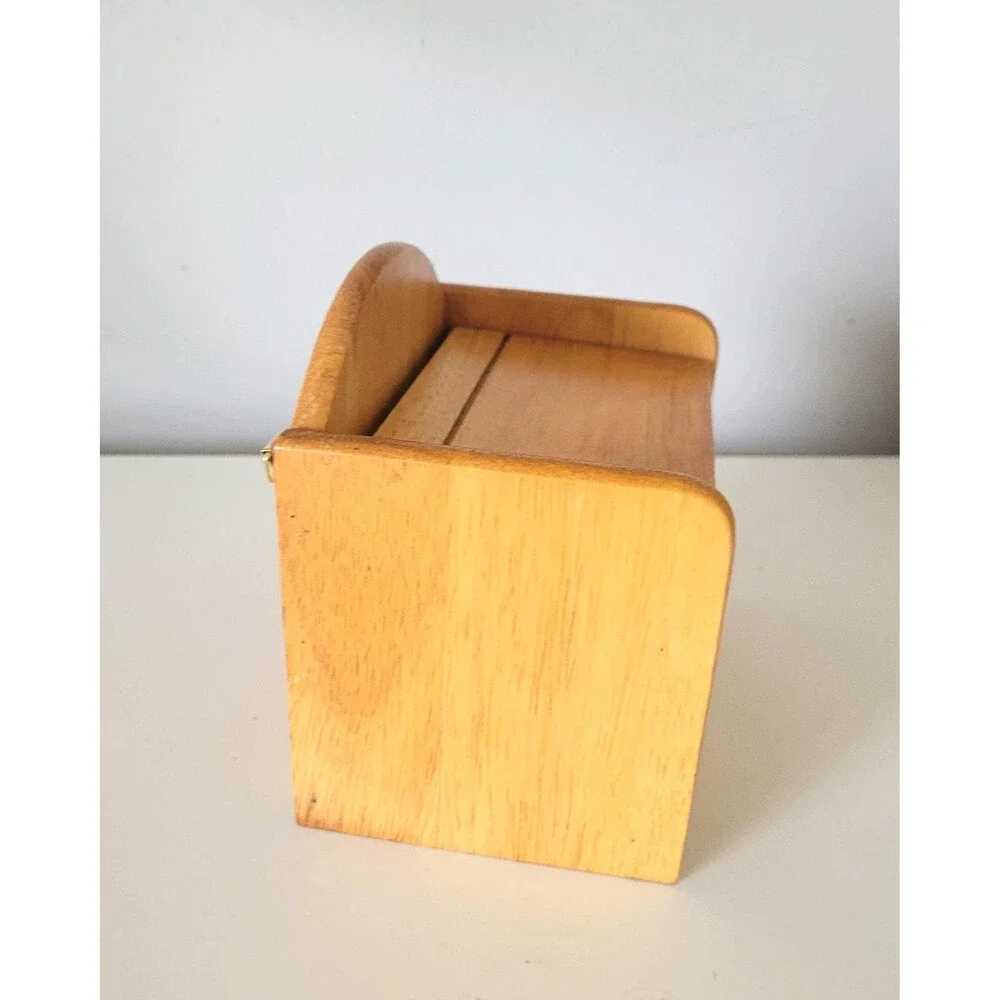 Unbranded recipe box